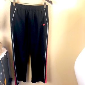 Nike Women’s Jogging Windbreaker Track Pants